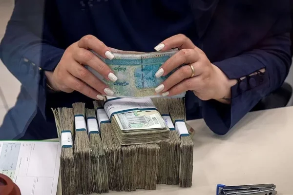 پولاسکناسحقوقشعبهبانکخدماتبانکی-1024x683